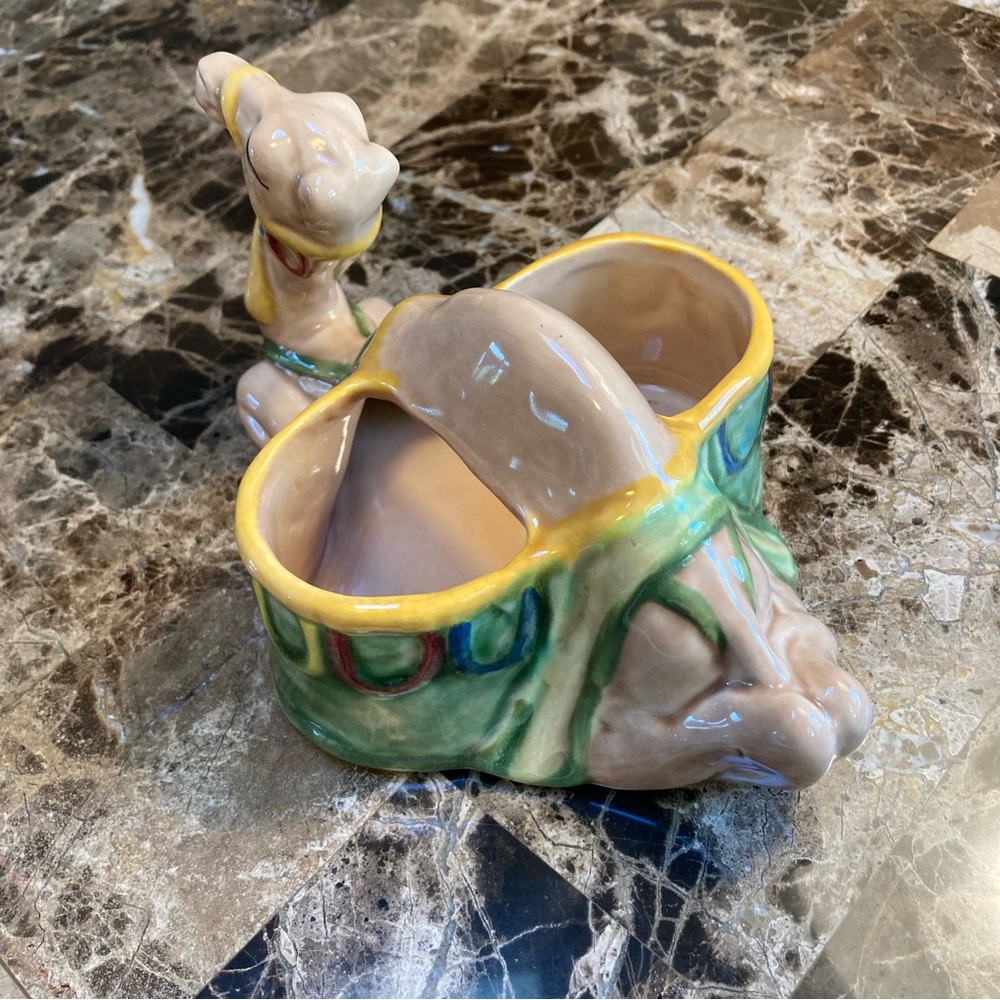 Vintage Camel Decor - Picture 3 of 12